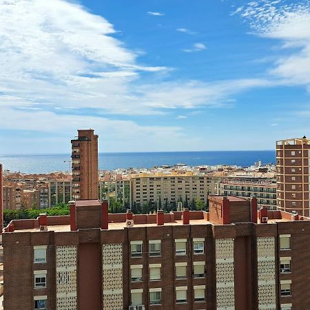 Comfortable Studio With Sea View Apartman Benidorm Kültér fotó