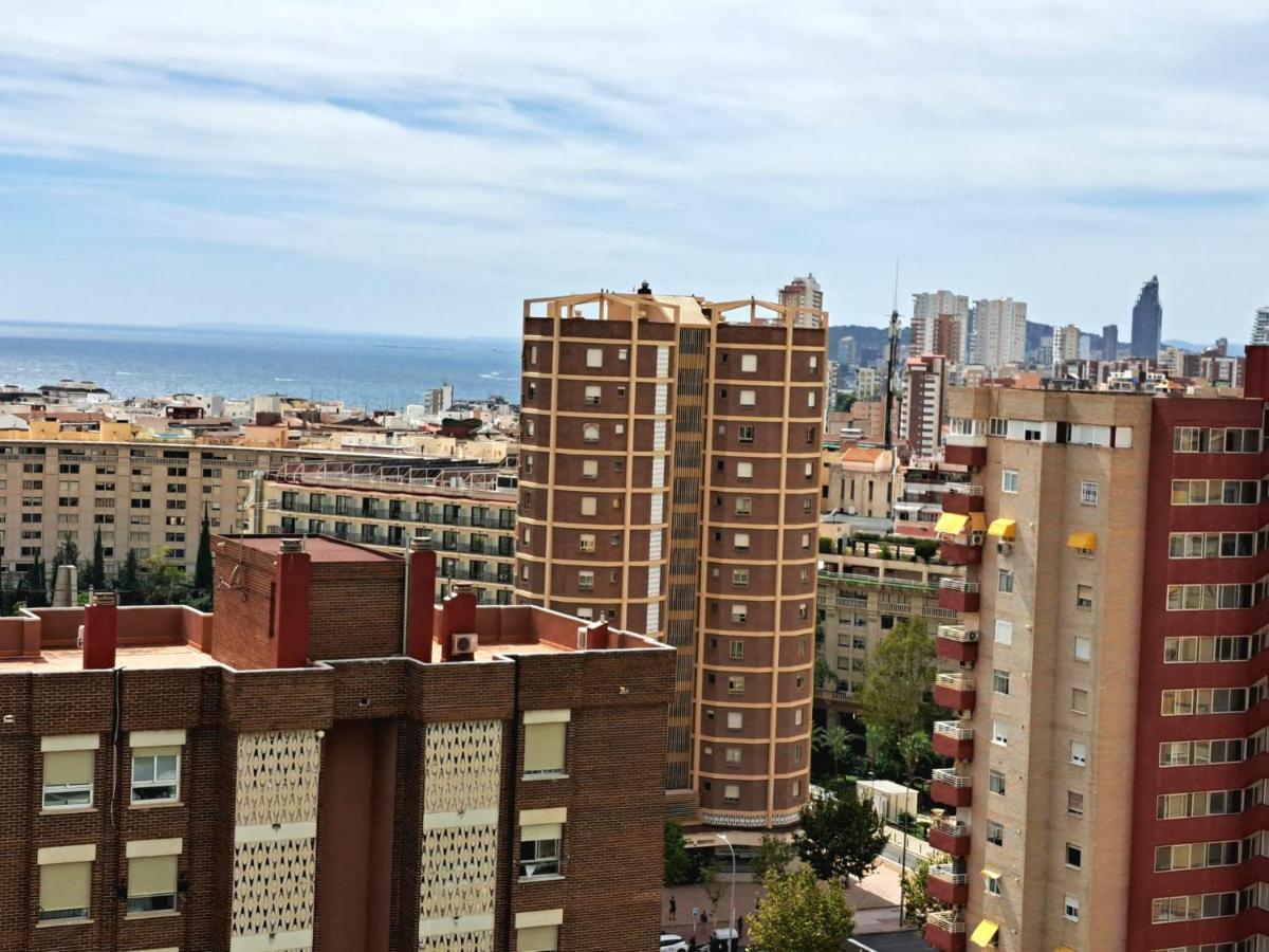 Comfortable Studio With Sea View Apartman Benidorm Kültér fotó